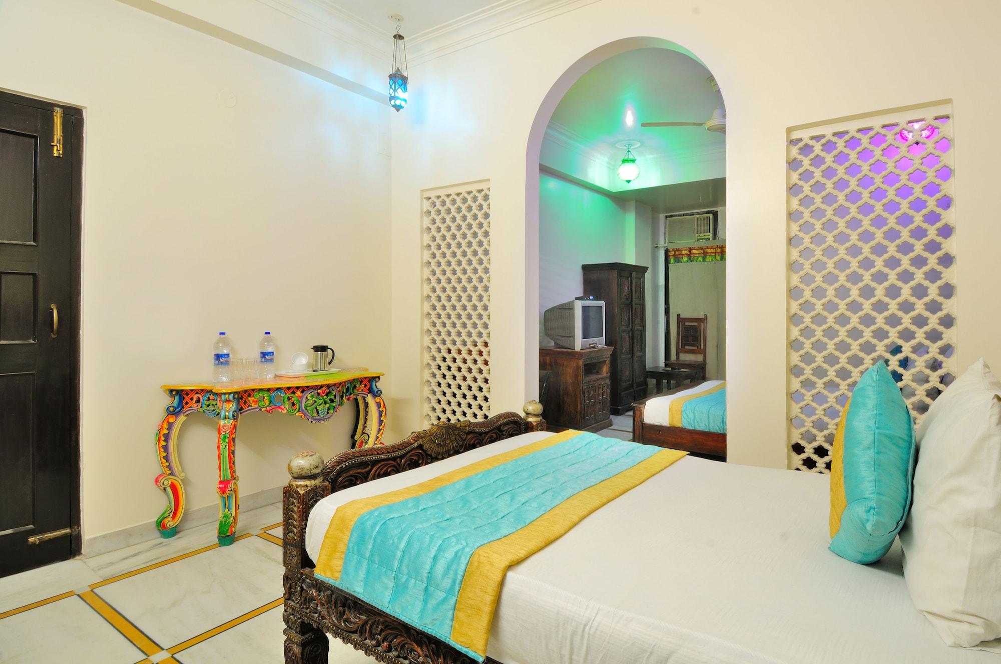 Staybook-Jyoti Mahal A Heritage Hotel New Delhi Extérieur photo