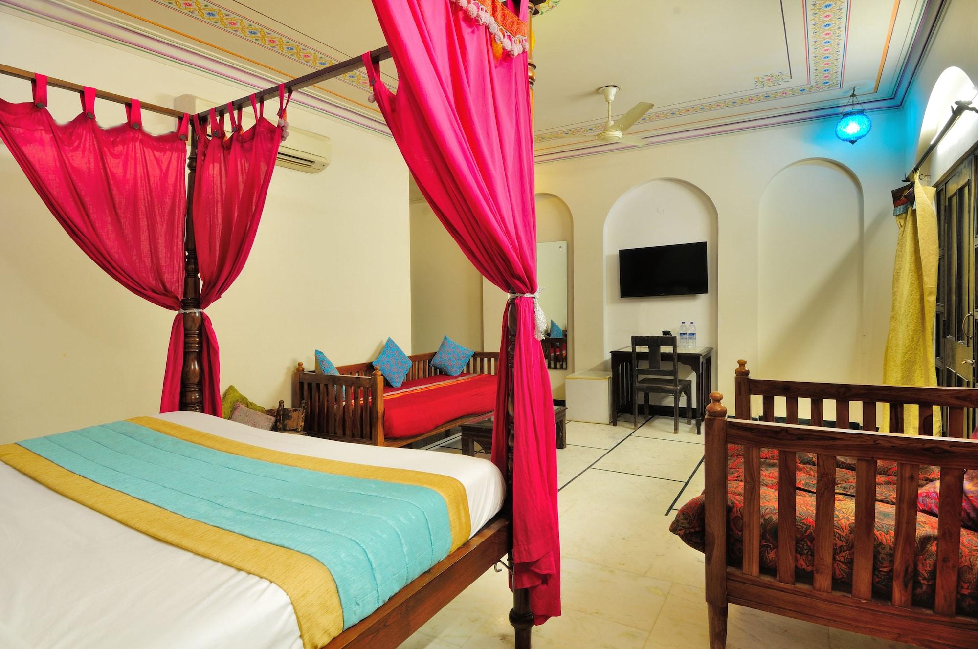 Staybook-Jyoti Mahal A Heritage Hotel New Delhi Extérieur photo