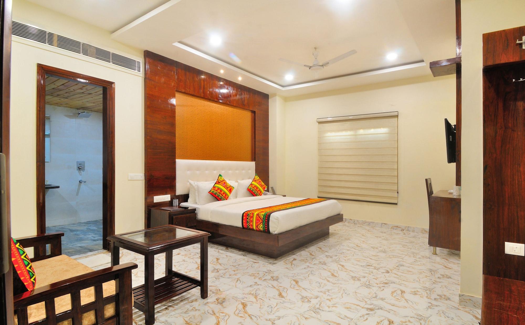 Staybook-Jyoti Mahal A Heritage Hotel New Delhi Extérieur photo