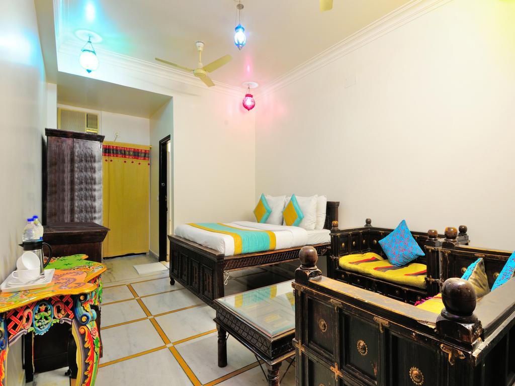 Staybook-Jyoti Mahal A Heritage Hotel New Delhi Extérieur photo