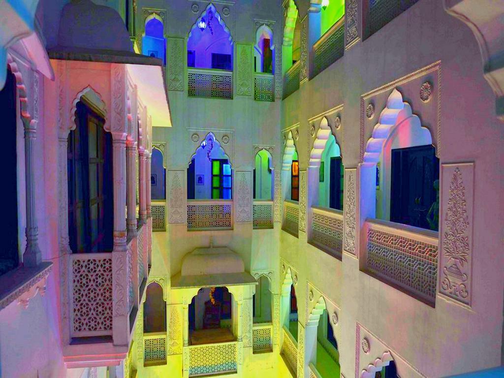 Staybook-Jyoti Mahal A Heritage Hotel New Delhi Extérieur photo